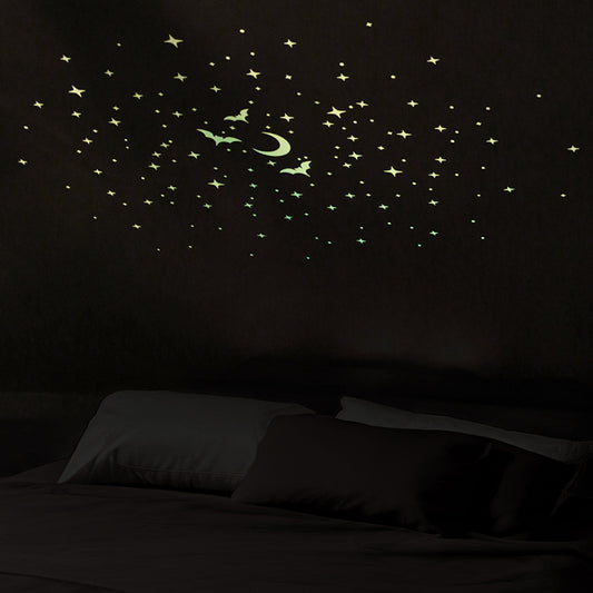 Självlysande dekaler med stjärnor och fladdermöss